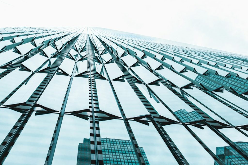 low-angle-photography-of-high-rise-building-zsa4ureemic